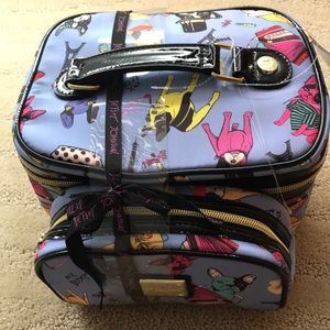 Betsey Johnson French Bulldog Cosmetic Case Ensemble